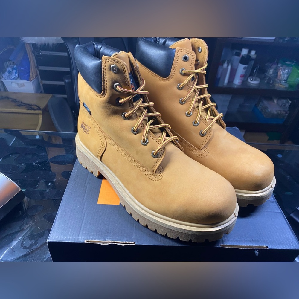 (NWT) Timberland Pro